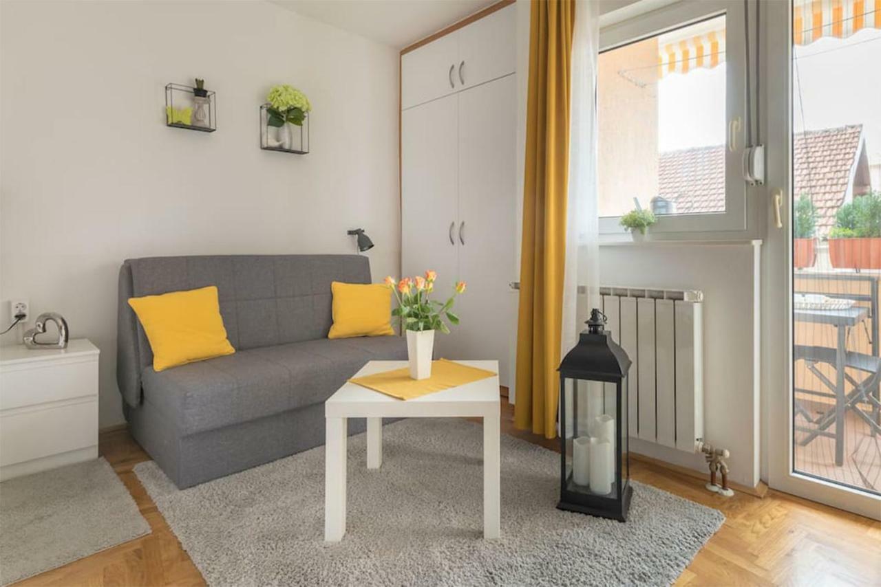 Studio Apartman Comodo Zagreb Exterior foto